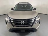 Thumbnail of 2025 Champagne Silver Metallic/Super Black Nissan Rogue