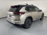 Thumbnail of 2025 Champagne Silver Metallic/Super Black Nissan Rogue