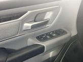Thumbnail of 2022 Diamond Black Crystal Pearlcoat RAM 1500