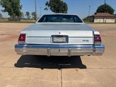 Thumbnail of 1977 Silver Chevrolet Monte Carlo