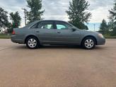 Thumbnail of 2000 Blue Toyota Avalon