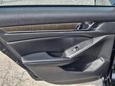 Thumbnail of 2018 Crystal Black Pearl Honda Accord