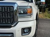 Thumbnail of 2019 White Frost Tri-Coat GMC Sierra 2500
