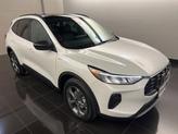 Photo of 2025 Star White Ford Escape