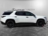 Thumbnail of 2020 Iridescent Pearl Tricoat Chevrolet Traverse