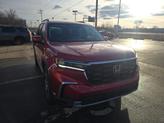 Thumbnail of 2025 Radiant Red Metallic II Honda Pilot