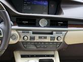 Thumbnail of 2017 Eminent White Pearl Lexus ES 350