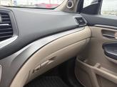 Thumbnail of 2016 White Diamond Pearl Honda Pilot