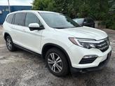 Thumbnail of 2016 White Diamond Pearl Honda Pilot