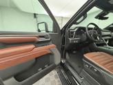 Thumbnail of 2026 Onyx Black GMC Sierra 2500