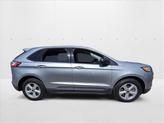 Thumbnail of 2023 Iconic Silver Metallic Ford Edge