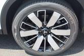 Thumbnail of 2025 White Diamond Mitsubishi Outlander