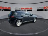 Thumbnail of 2023 Diamond Black Jeep Grand Cherokee