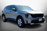 Thumbnail of 2024 Everlasting Silver Kia Sorento