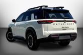 Thumbnail of 2023 Pearl White Tricoat/Super Black Nissan Pathfinder