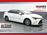 Photo of 2022 White Toyota Corolla Hybrid