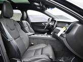Thumbnail of 2025 Onyx Black Metallic Volvo XC60