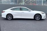 Thumbnail of 2019 Eminent White Pearl Lexus ES 350
