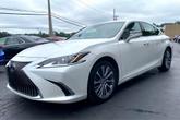 Thumbnail of 2019 Eminent White Pearl Lexus ES 350