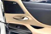 Thumbnail of 2019 Eminent White Pearl Lexus ES 350