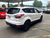 Thumbnail of 2017 White Platinum Metallic Tri-Coat Ford Escape