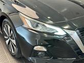 Thumbnail of 2019 Super Black Clearcoat Nissan Altima