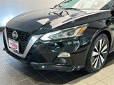 Thumbnail of 2019 Super Black Clearcoat Nissan Altima