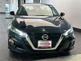 Thumbnail of 2019 Super Black Clearcoat Nissan Altima