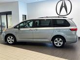 Thumbnail of 2015 Silver Sky Metallic Toyota Sienna