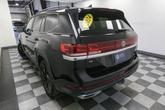 Thumbnail of 2024 Deep Black Pearl Effect Volkswagen Atlas