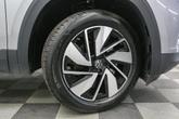 Thumbnail of 2025 Silver Mist Metallic Volkswagen Atlas