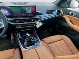 Thumbnail of 2026 Tanzanite Blue II Metallic BMW X7
