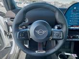 Thumbnail of 2025 White Metallic MINI Hardtop