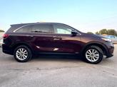 Thumbnail of 2019 Burgundy Kia Sorento