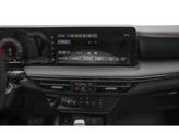 Thumbnail of 2026 2t Wht Blk Roof Nissan Kicks