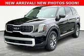 Thumbnail of 2024 Black Kia Telluride