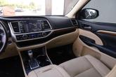 Thumbnail of 2019 Midnight Black Metallic Toyota Highlander Hybrid