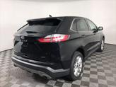 Thumbnail of 2022 AGATE BLACK METALLIC Ford Edge