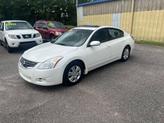 Thumbnail of 2011 White Nissan Altima
