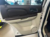 Thumbnail of 2011 White Diamond Tricoat Cadillac Escalade