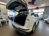 Thumbnail of 2020 Carrara White Audi Q7