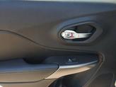 Thumbnail of 2019 Bright White Clearcoat Jeep Cherokee