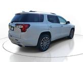Thumbnail of 2021 White Frost Tricoat GMC Acadia
