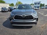 Thumbnail of 2021 Gray Toyota Highlander