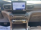 Thumbnail of 2020 White Ford Explorer