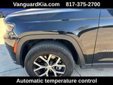 Thumbnail of 2024 Diamond Black Crystal Pearlcoat Jeep Grand Cherokee L