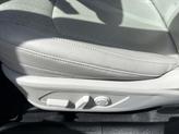 Thumbnail of 2022 Glacial White Pearl Kia Sorento