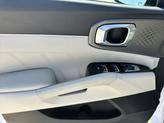 Thumbnail of 2022 Glacial White Pearl Kia Sorento