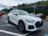 Thumbnail of 2022 Glacier White Metallic Audi Q5