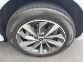 Thumbnail of 2022 Glacier White Metallic Audi Q5